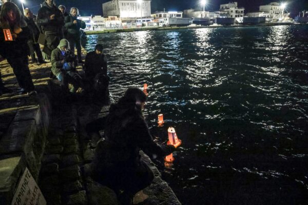 Τραγωδία στη Χίο: Σήμερα το πόρισμα των ιατροδικαστών – Διαπιστώθηκαν σοβαρές κακώσεις που οδήγησαν στο θάνατο, σύμφωνα με πληροφορίες του ΕΡΤnews