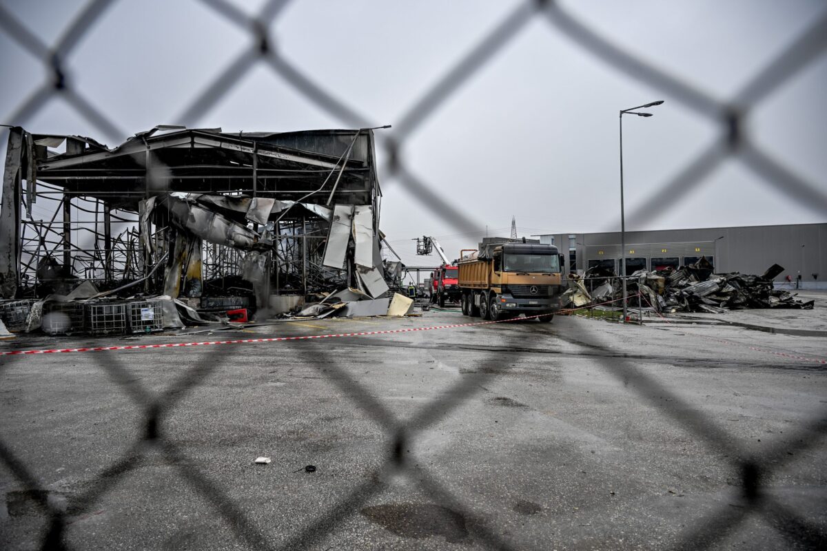 Βιολάντα: Έρευνα της ΔΑΕΕ στο γραφείο και το σπίτι του ιδιοκτήτη – Βίντεο ντοκουμέντο από το σημείο διαρροής