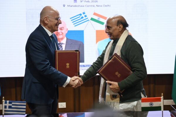 Στρατηγικές οι σχέσεις με την Ινδία, δηλώνει από το Νέο Δελχί – Διευρύνεται η αμυντική συνεργασία