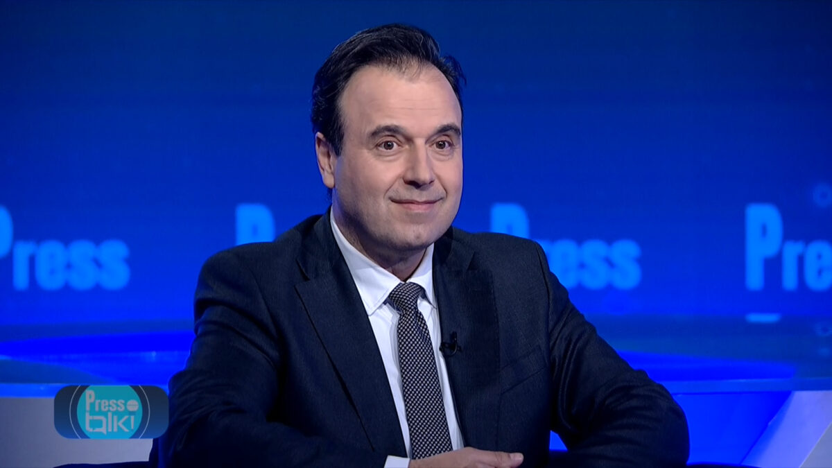 Δ. Παπαστεργίου στο ΕΡΤnews: Τα παιδιά μας κινδυνεύουν – Συζητάμε απαγορεύσεις και περιορισμούς στη χρήση των social media ανάλογα με την ηλικία