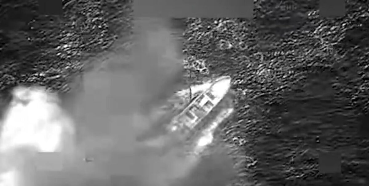 Νέο αμερικανικό πλήγμα σε σκάφος που φέρεται να μετέφερε ναρκωτικά στον Ειρηνικό – Δύο νεκροί