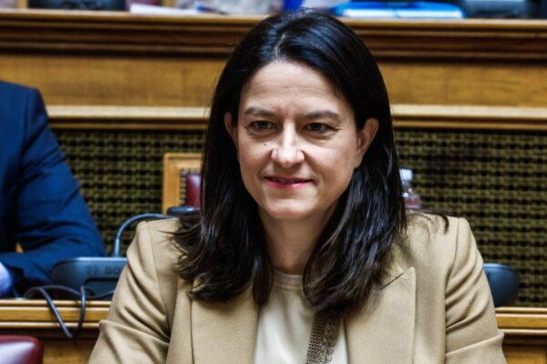 Κεραμέως: Η έρευνα για τον πρόεδρο της ΓΣΕΕ δεν επηρεάζει τη συνεργασία κράτους – κοινωνικών εταίρων