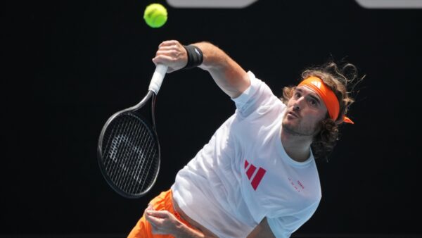 Προκρίθηκε στους “16” o Τσιτσιπάς