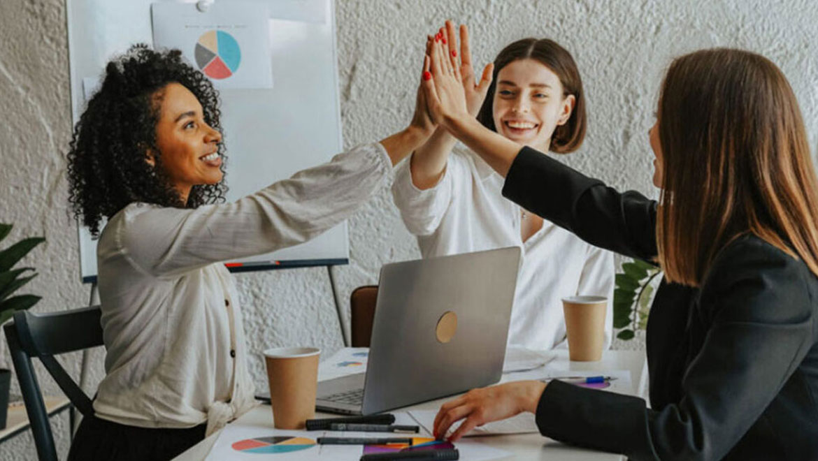 Αναζητάμε δημοσιογράφους για την ομάδα του govastiletto.gr