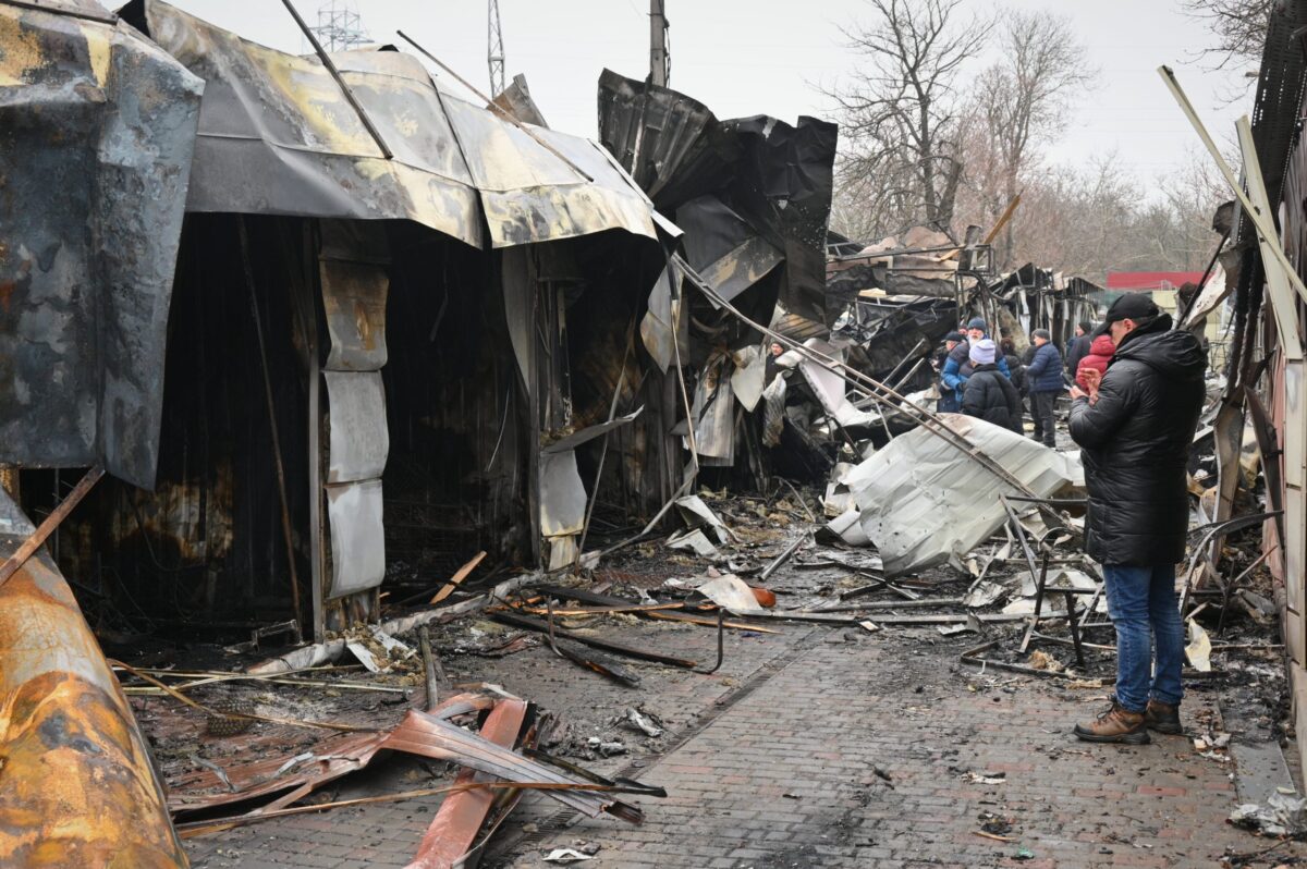 Ουκρανία: Δύο άμαχοι νεκροί και χιλιάδες κτήρια χωρίς θέρμανση μετά τα νέα ρωσικά πλήγματα