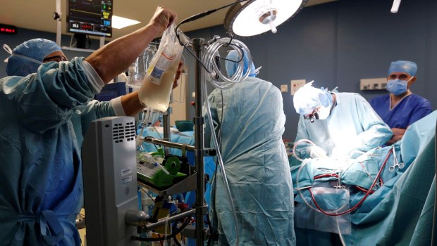 Ιταλία: Δίχρονο παιδί κινδυνεύει να πεθάνει έπειτα από πρωτοφανές ιατρικό λάθος σε μεταμόσχευση