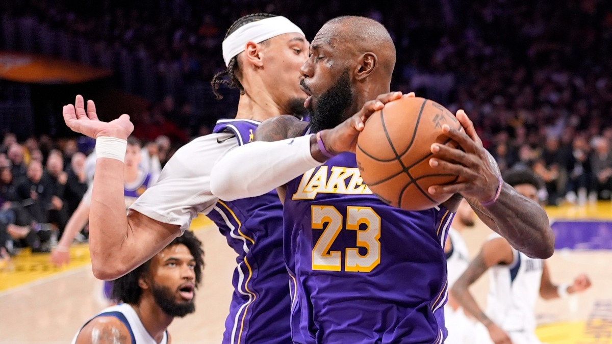 Έγραψε ιστορία ο ΛεΜπρόν, επέστρεψε ο Τόπιτς, νίκη των Μπακς στην Οκλαχόμα