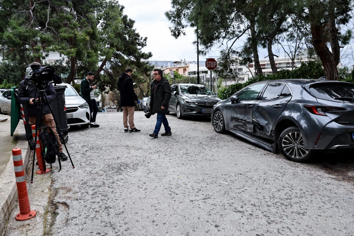 Ποινική δίωξη για δύο πλημμελήματα στην 36χρονη τραγουδίστρια που παρέσυρε οχήματα στο Κολωνάκι