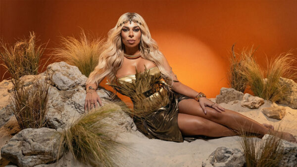 «Να μη σε δω ξανά»: Η μουσική βόμβα της Johanna που ενώνει Ελλάδα και Αίγυπτο!