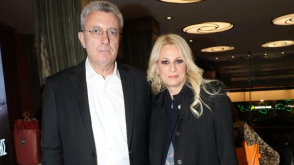 Νίκος Χατζηνικολάου: Η σπάνια φωτογραφία με τον γιο του, Αλέξανδρο από τα παιδικά του χρόνια