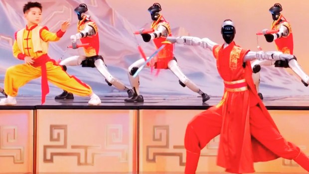 Ο χορός των Κουνγκ Φου ρομπότ: Πρέπει να φοβόμαστε τον στρατό των κινεζικών ανθρωποειδών;