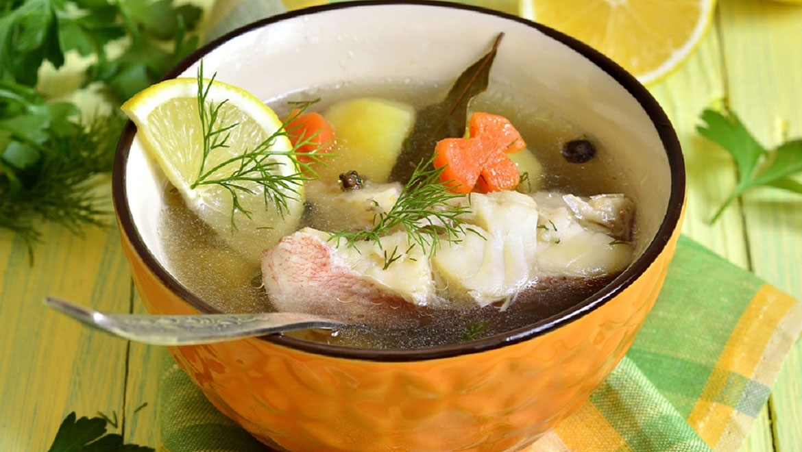 Ζεστή ψαρόσουπα με λαχανικά – Το απόλυτο comfort πιάτο