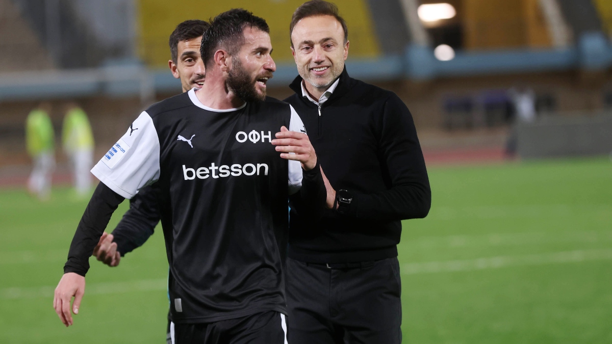 Μέσα ο Σενγκέλια, απρόοπτο με Γκονθάλεθ