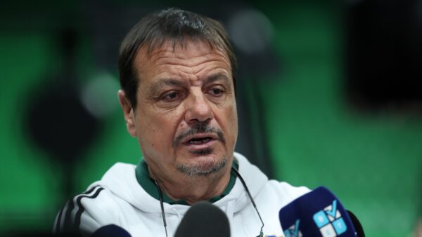 Άταμαν: «Θα τα δώσουμε όλα, προκειμένου να κατακτήσουμε το τρόπαιο»