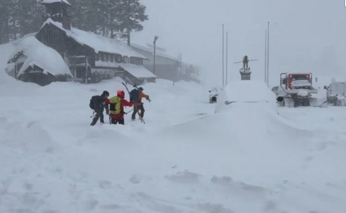 Καλιφόρνια: Νεκρός και ο ένατος αγνοούμενος που παρασύρθηκε από χιονοστιβάδα