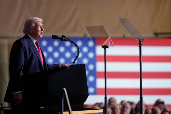 Ο Τραμπ αποφασίζει για το Ιράν: Το σχέδιο πίσω από μια αρχική στρατιωτική επίθεση και το plan b