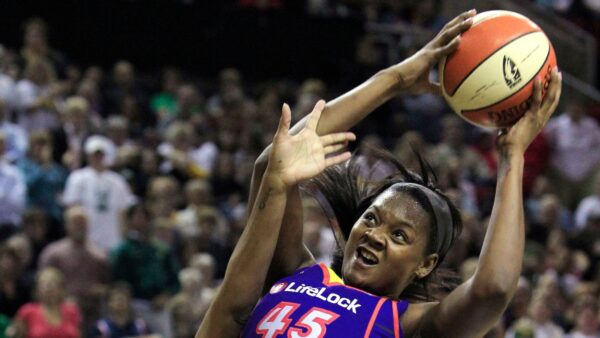 Έφυγε από τη ζωή η Κάρα Μπράξτον