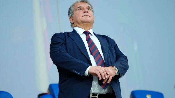 Λαπόρτα: «Η σχέση μου με τον Μέσι είναι τεταμένη, αλλά είναι θρύλος της Μπαρτσελόνα» (pic)
