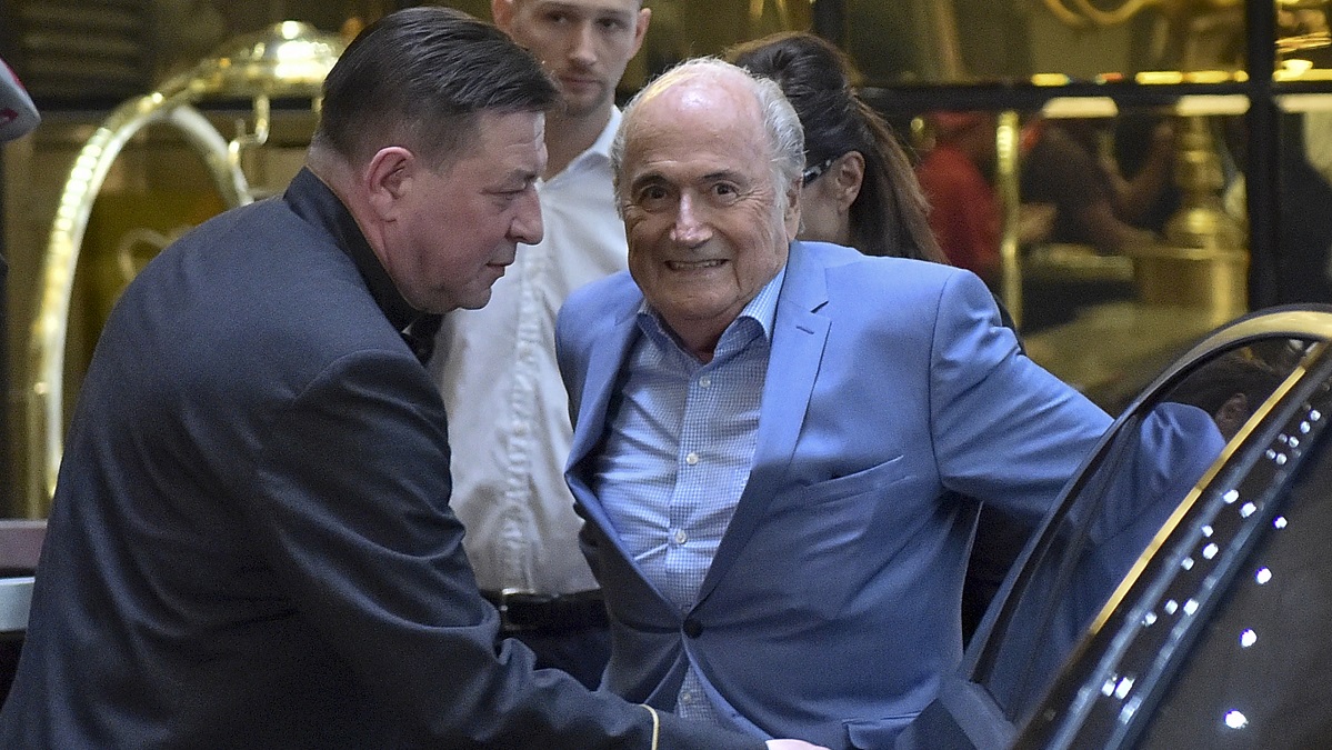 Μπλάτερ: «Τραμπ και Ινφαντίνο μετατρέπουν το ποδόσφαιρο σε πολιτική»