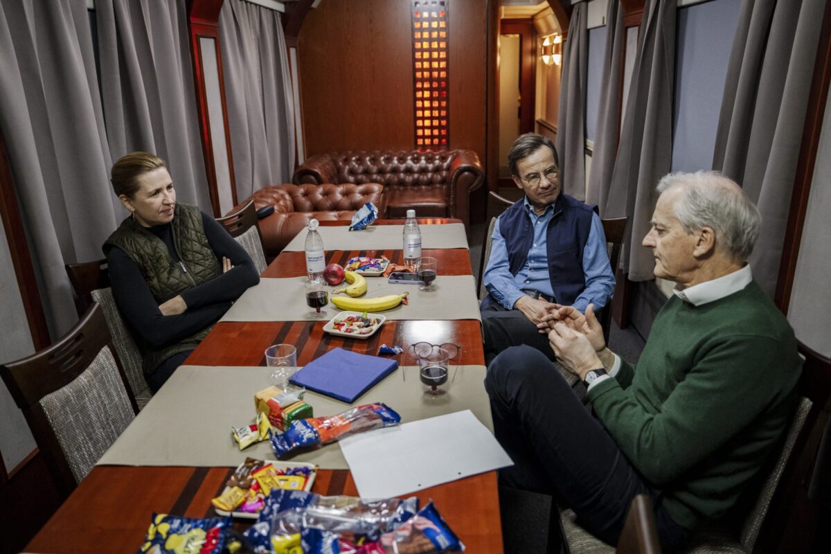 Ηγέτες χωρών της βόρειας Ευρώπης και της Βαλτικής επισκέπτονται την Ουκρανία