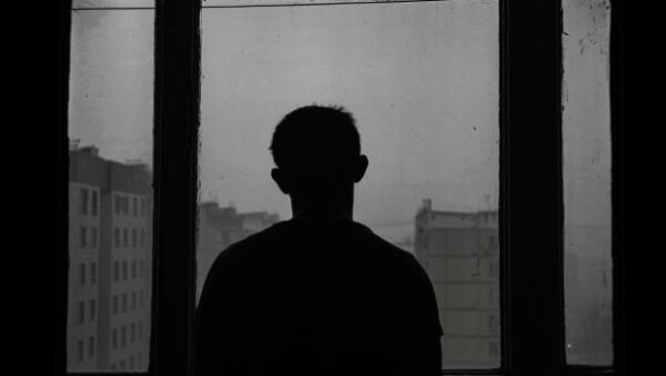 Γιατί οι νέοι στην Ευρώπη έχουν χειρότερη ψυχική υγεία σε σχέση με τις παλαιότερες γενιές;