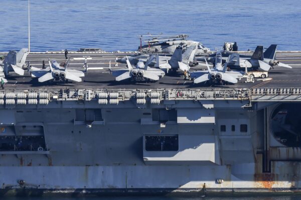 Η Κίνα καλεί τους πολίτες της που βρίσκονται στο Ιράν να εγκαταλείψουν τη χώρα