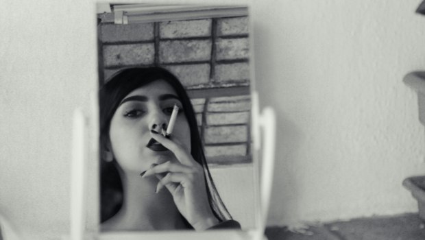 Τα κορίτσια 13-15 ετών πρωταθλήτριες του καπνίσματος στην Ευρώπη