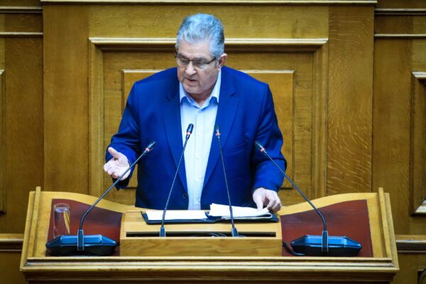 Κουτσούμπας: Να κλείσουν οι αμερικανικές βάσεις – Έξω η Ελλάδα από τον πόλεμο