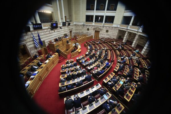 Εκλογική περιφέρεια απόδημου ελληνισμού: Μετά 18 μήνες από τις επόμενες εκλογές το νέο σύστημα