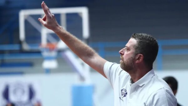 Ζίζηλας: «Στο 1-4 θα μπορούσαμε να είχαμε… διαλύσει»