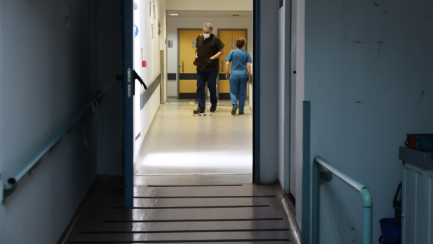 ΕΣΥ: Καμπανάκι από την ΕΙΝΑΠ – Στα όρια οι ειδικευόμενοι γιατροί