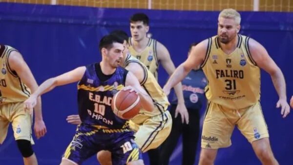 Αμπατζάς: «Η ομάδα έχει έμπειρα παιδιά κι έχει “χτίσει” χαρακτήρα»