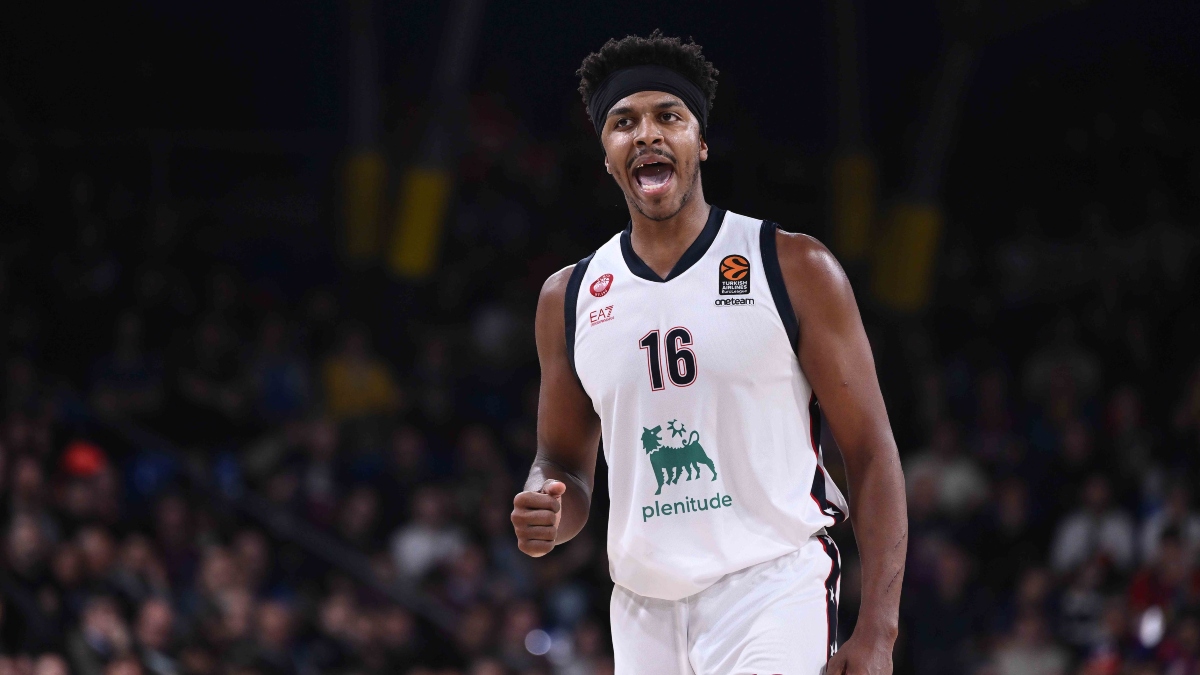 Ζωντανή για την δεκάδα η Αρμάνι Μιλάνο