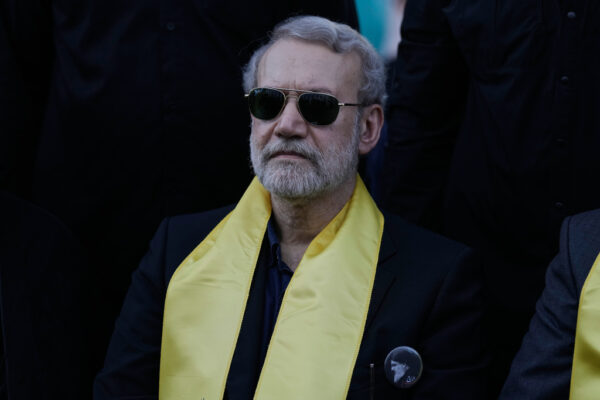 Ιράν – Αλί Λαριτζανί: «Αρκετοί αμερικανοί στρατιώτες έχουν αιχμαλωτιστεί»