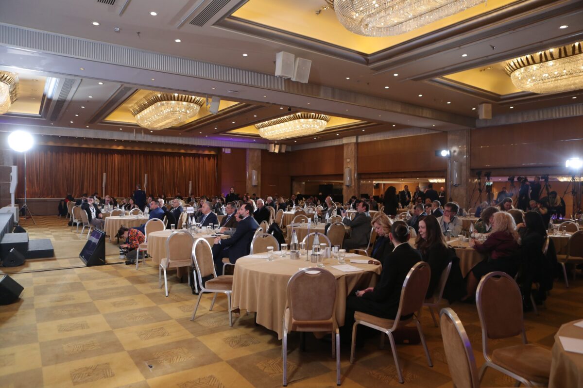 Τσουκαλάς: Το συνέδριο… «αλήθειας» έχει παρέλαση υπουργών, οσμή απευθείας αναθέσεων και μόνο στόχο να «ξεπλυθούν» πρωτοφανείς μεθοδεύσεις της κυβέρνησης