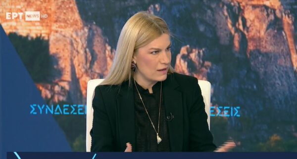 Σ. Βολουδάκη στο ΕΡΤnews Radio 105,8: Έτοιμα τα δύο σενάρια για την απαγόρευση της μπούρκας στη χώρα μας – Καμία τέτοια συζήτηση για τη μαντίλα