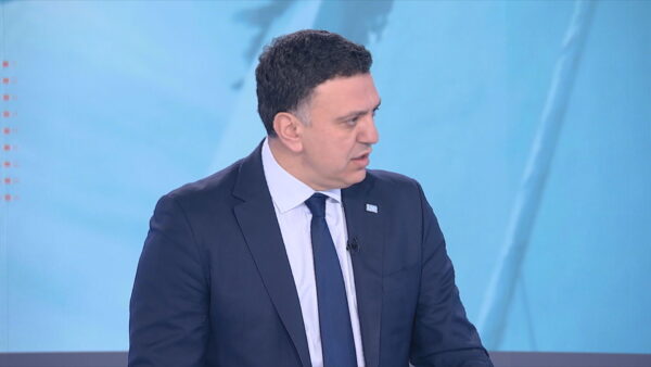 Κικίλιας στο ΕΡΤnews: Χτυπήθηκε ελληνόκτητο πλοίο στη Μαύρη Θάλασσα – Καλά στην υγεία τους οι ναυτικοί