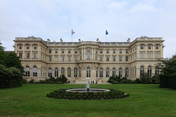 Γαλλία: Διαψεύδει το ΥΠΕΞ την ύπαρξη γαλλικού σχεδίου για τον τερματισμό του πολέμου στον Λίβανο