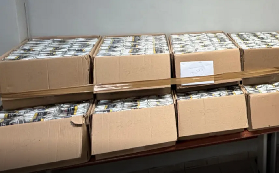 Τρεις συλλήψεις για διακίνηση λαθραίων καπνικών προϊόντων σε Ομόνοια και Πατήσια