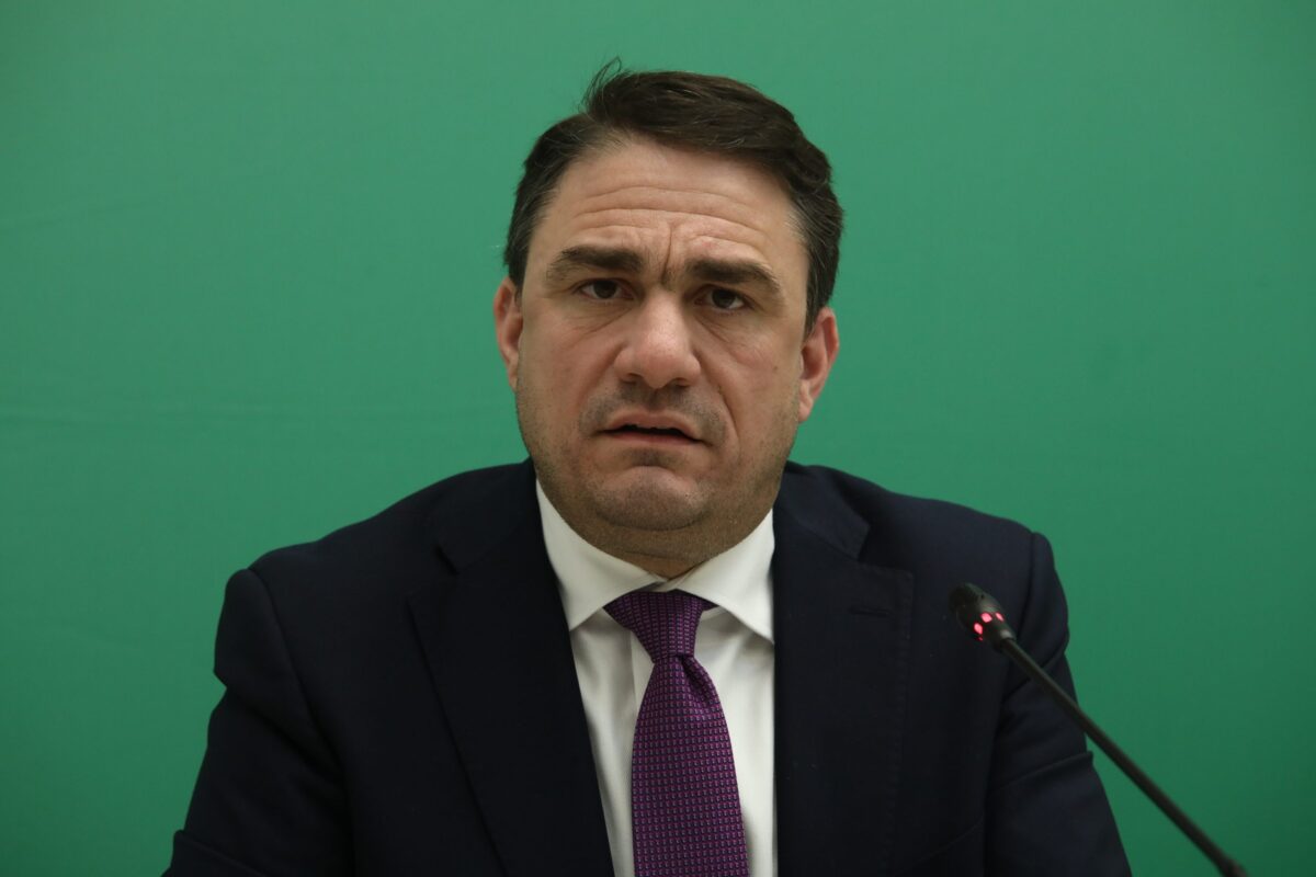 Τσουκαλάς για Γεωργιάδη: Είναι πατριωτισμός να λέει ότι δεν τον πειράζει αν τον παρακολουθούσαν κάποιοι που πιθανώς έκαναν κατασκοπεία;