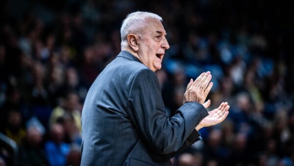 Σάκοτα: «Έχουμε δύναμη στην έδρα μας και γι’ αυτό θέλαμε να βγούμε πρώτοι»