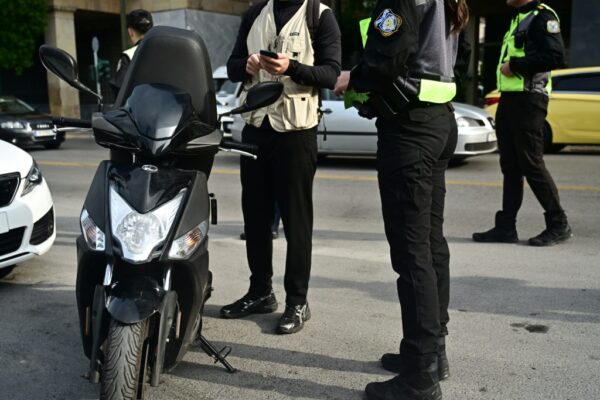 Συνελήφθη 23χρονος για επικίνδυνη οδήγηση: Αναρτούσε βίντεο στα social media με σούζες και ιλιγγιώδη ταχύτητα, εντοπίστηκε από αυτά