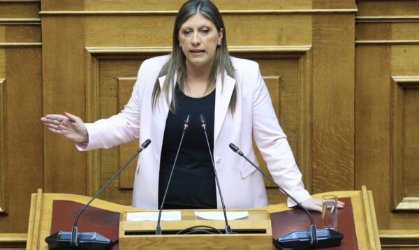 Ένωση Δικαστών και Εισαγγελέων για Κωνσταντοπούλου: «Επαγγελματίας συκοφάντης και κουραστικά επικίνδυνη»