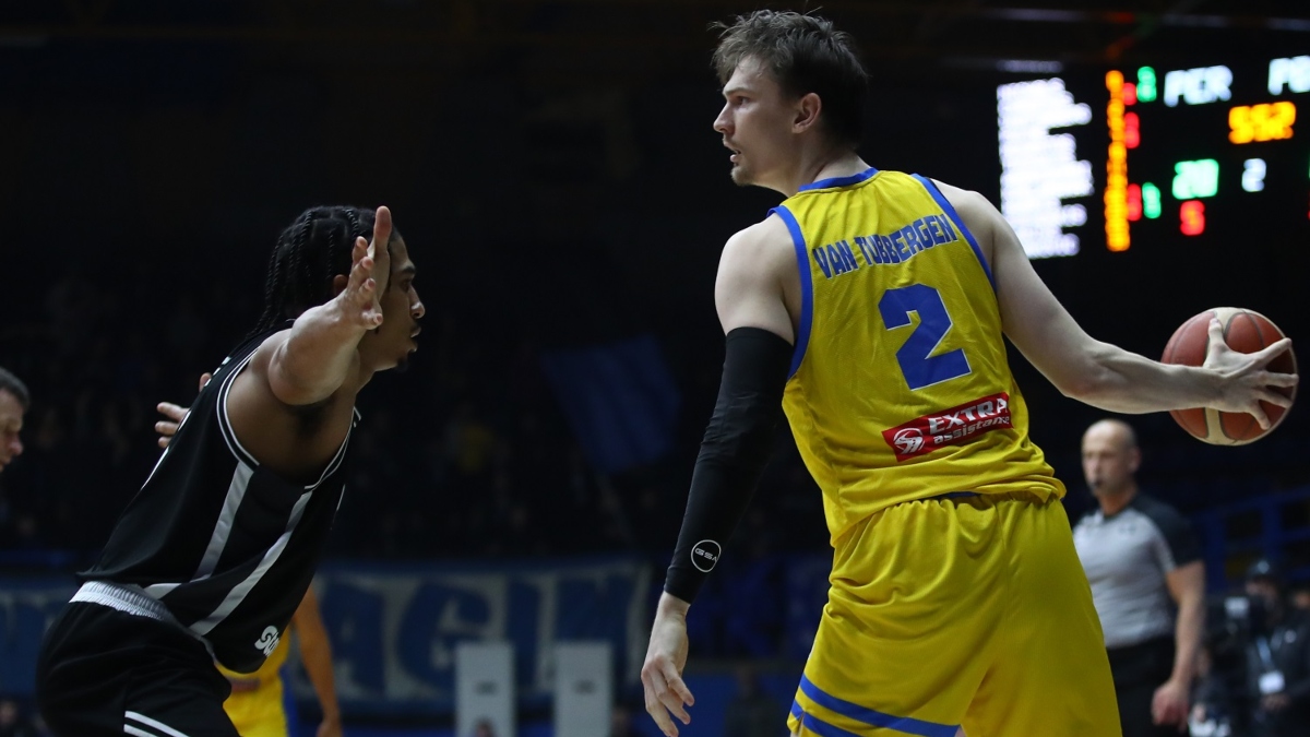 Βαν Τούμπεργκεν: «Θεωρώ πως η άμυνα και τα ριμπάουντ είναι σίγουρα το κλειδί για να πετύχουμε τον στόχο μας»