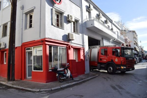 Προκηρύχθηκαν 15 προσλήψεις αξιωματικών Ειδικών Καθηκόντων για την ενίσχυση του Πυροσβεστικού Σώματος