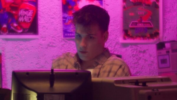 Στέφανος Πιτσίνιαγκας: Το νέο του τραγούδι, «Πέσε Κοιμήσου» έγινε… video game!