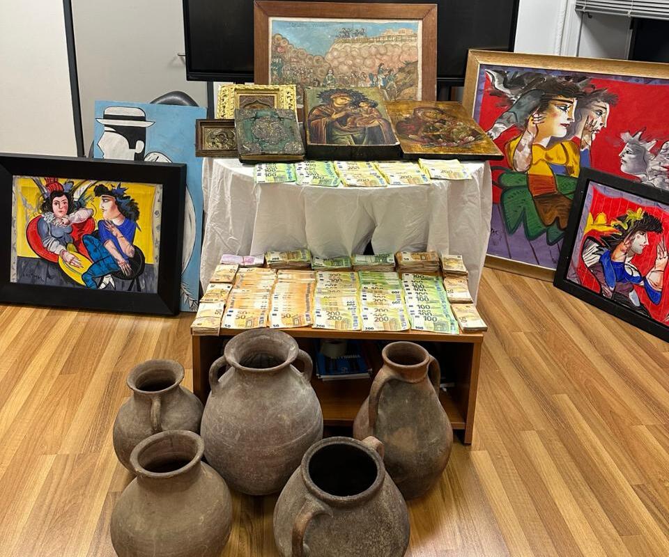 Υπόθεση τηλεοπτικών δημοπρασιών έργων τέχνης και κοσμημάτων: Καταγγελίες για αδιαφανείς διαδικασίες και απώλειες χρημάτων