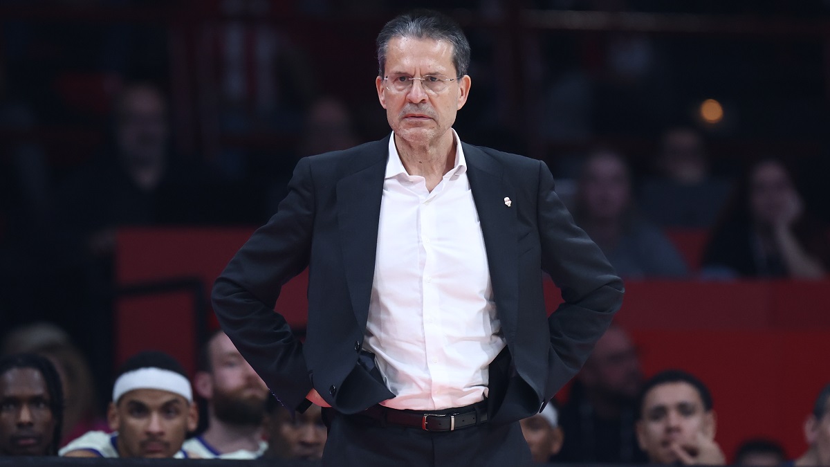 Μαρτίνεθ: «Υπερήφανοι που είμαστε ο βασικός αντίπαλος του Ολυμπιακού»