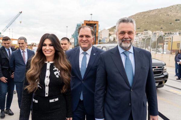 Στον Πειραιά η Γκίλφοϊλ – Αμερικανικοί σαρωτές ασφαλείας στο λιμάνι