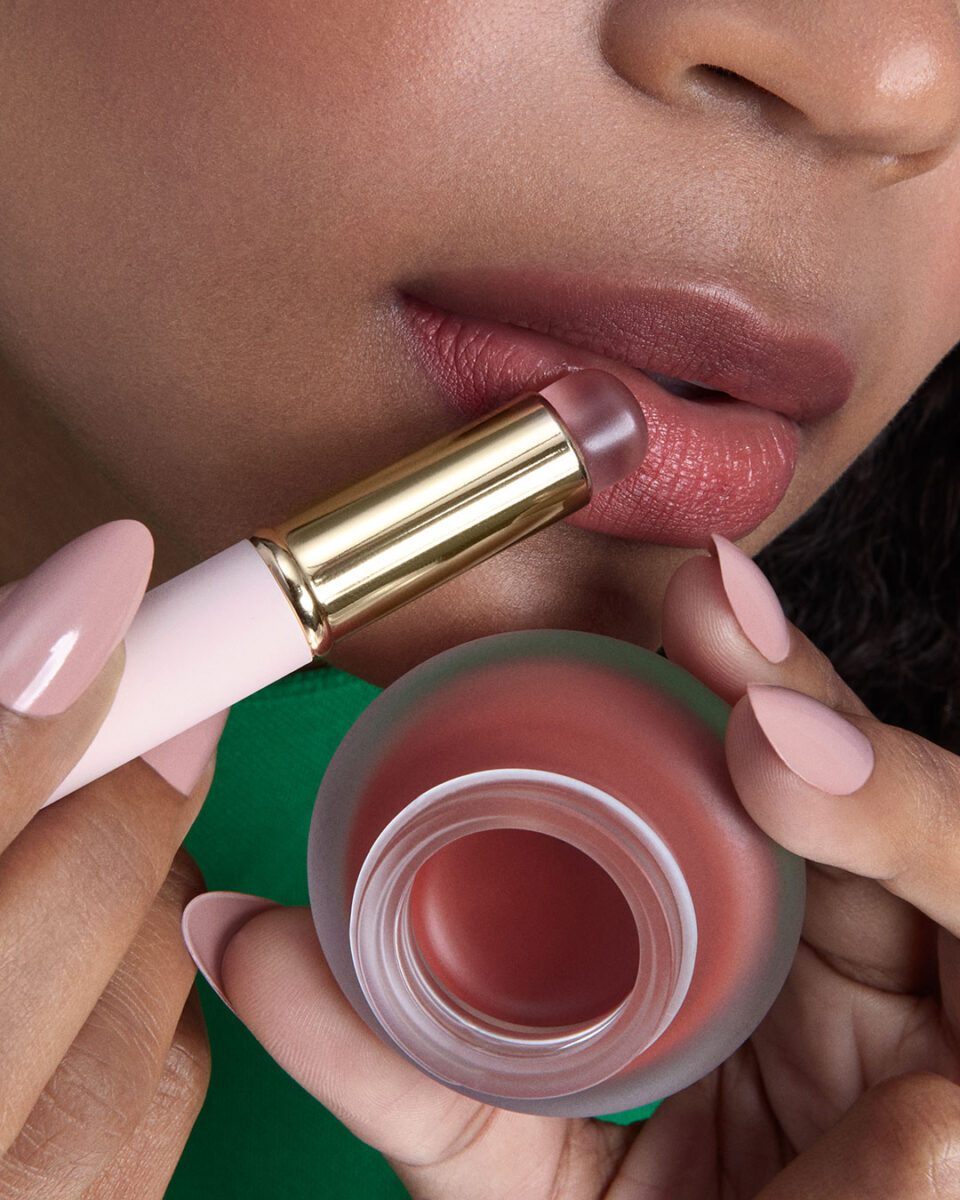 Τα χρώματα κραγιόν που κάνουν τα δόντια να δείχνουν πιο λευκά – Οι νέες κυκλοφορίες